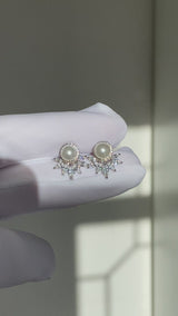 Pearlhalf Crown Earrings